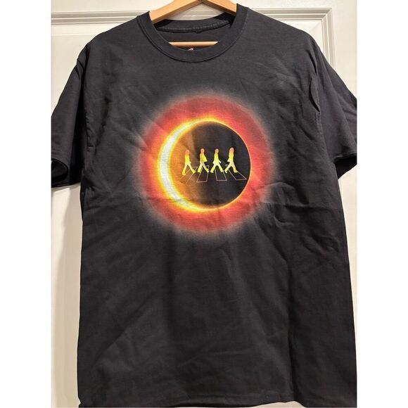 The Beatles T-shirt size Medium - Picture 1 of 2